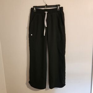 Figs Technical Collection Scrub Cargo Pants - XS - Black, Like New